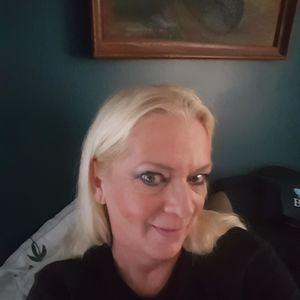 Meet your Posher, Sharon